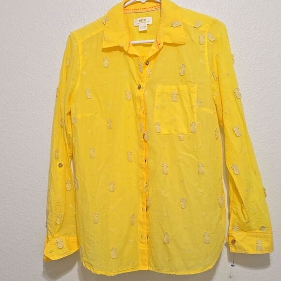 Anthropologie Maeve Yellow Button Down Top w/Pineapples Size 6 - Picture 3 of 10